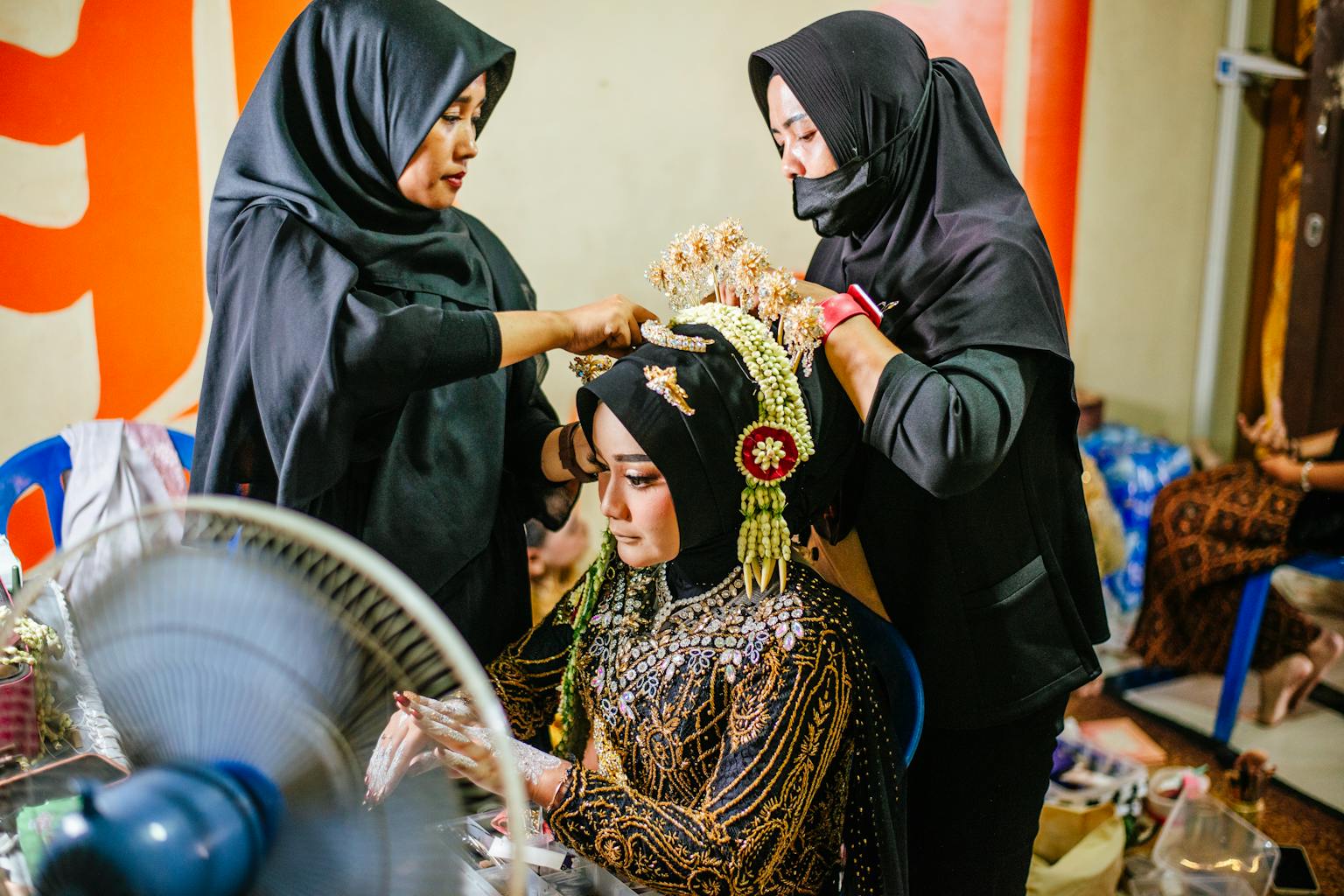 Adat Istiadat Suku Dayak Kalimantan yang Unik dan Sakral