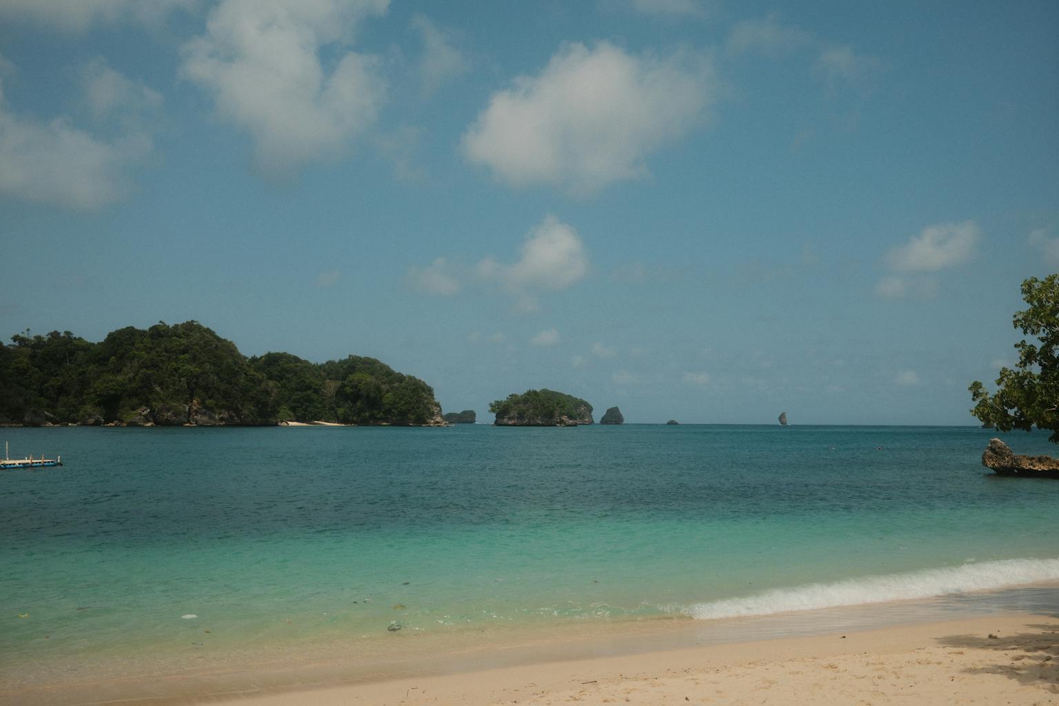 Makna Mimpi Berenang di Laut Menurut Tafsir Leluhur Jawa