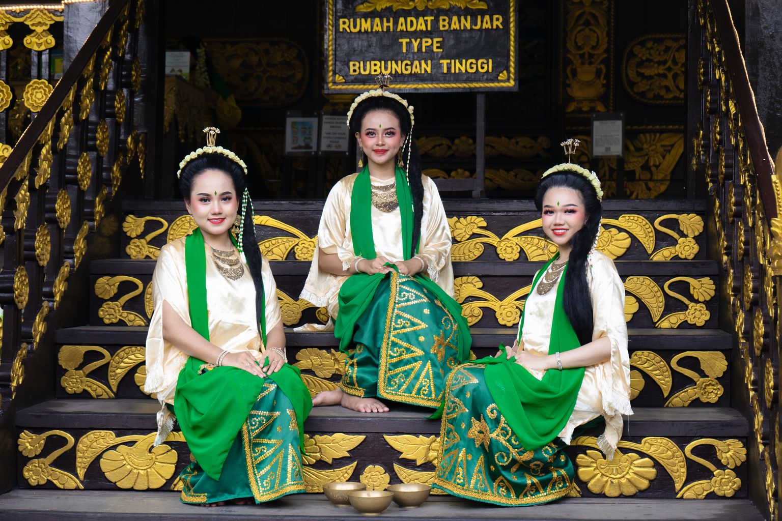 Adat Pernikahan Sunda Lengkap dari Lamaran hingga Resepsi